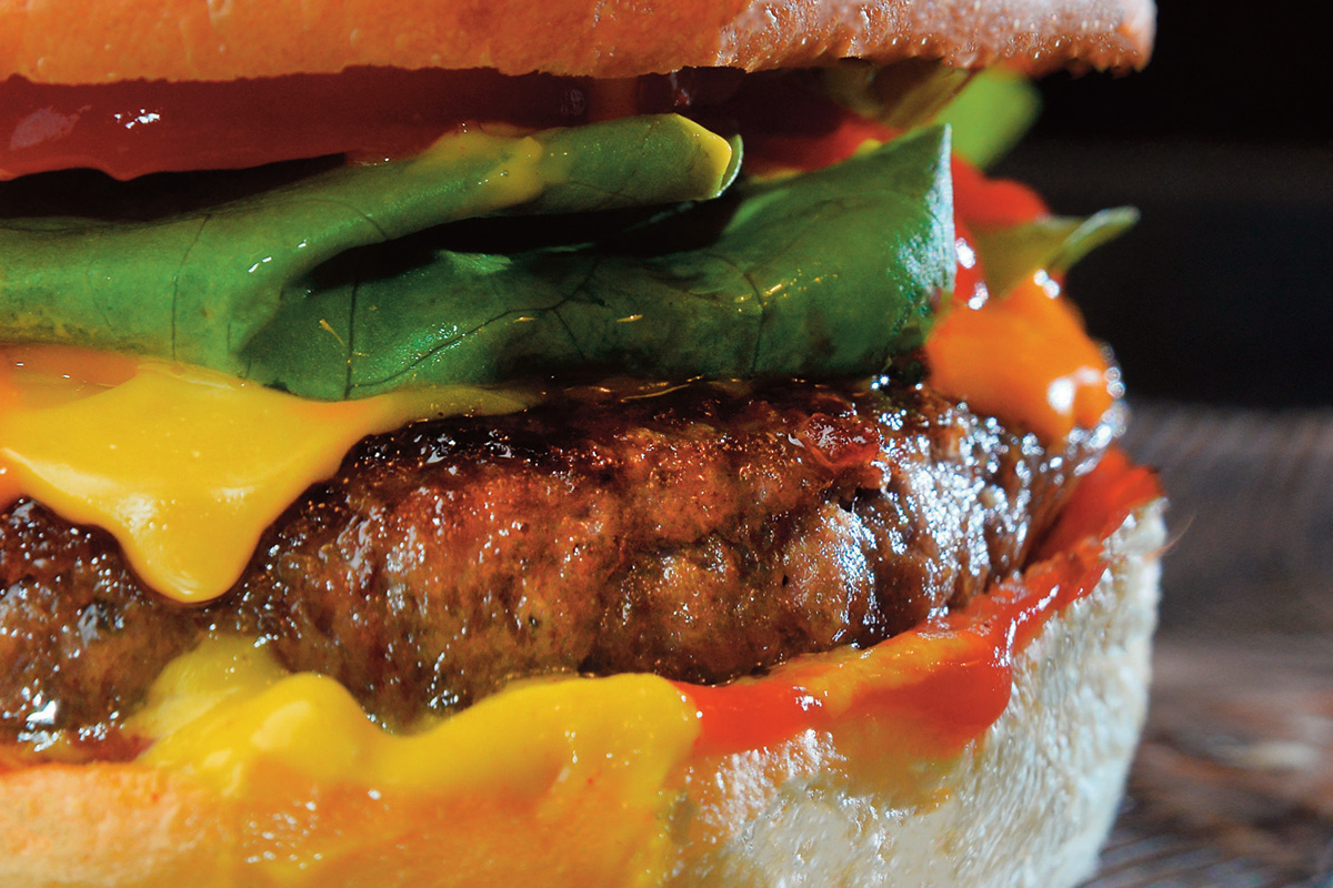 NEW YORKER STEAK BURGER
